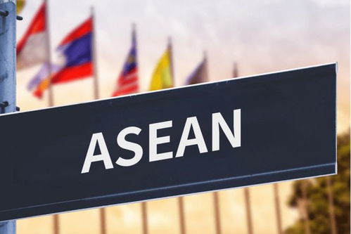 2.6萬億,中國與東盟貿(mào)易再上臺階 新加坡 東盟要擴(kuò)大與華合作